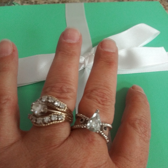 Jewelry - Gorgeous Mossanite ring